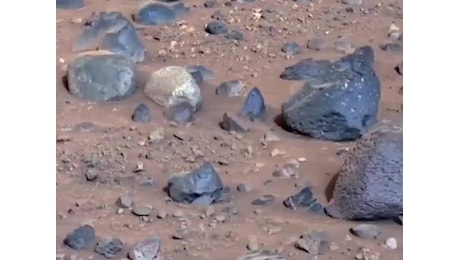 VIDEO: Le rocce blu di Marte: le incredibili immagini della Nasa