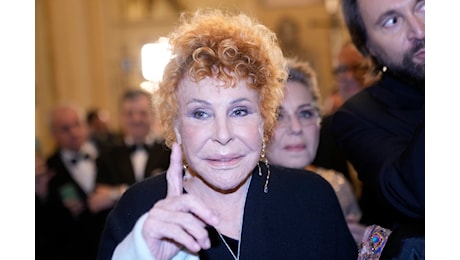 Ornella Vanoni compie 90 anni, la cantante: Triste? No mi sento come ieri