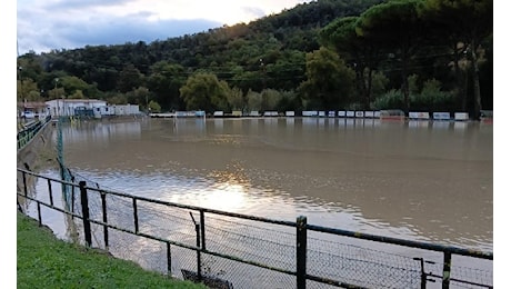 PIENA del FIUME. ora due SOCIETA' sono senza CAMPO