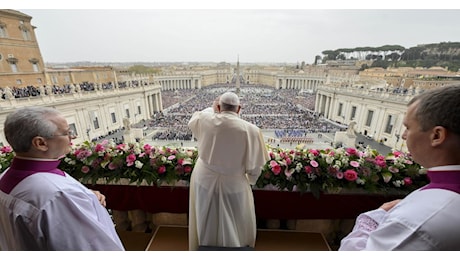 Papa Francesco, l'Urbi et Orbi: Tacciano tutte le armi. Giubileo, un'occasione per rimettere i debiti