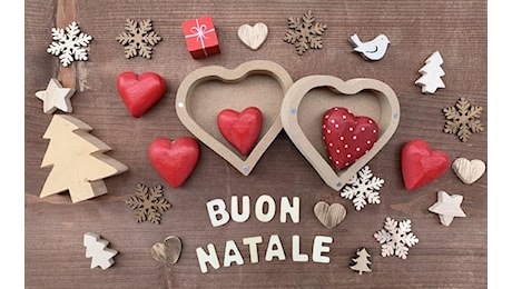 Buon Natale 2024, le migliori frasi di auguri e immagini da inviare su WhatsApp. FOTO