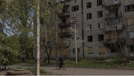Ucraina - Russia, le notizie di oggi in diretta | Vance: «Negoziati? I russi chiedono troppo, c'è un enorme divario tra le due parti». Xi è arrivato a Mosca per la parata del V Day