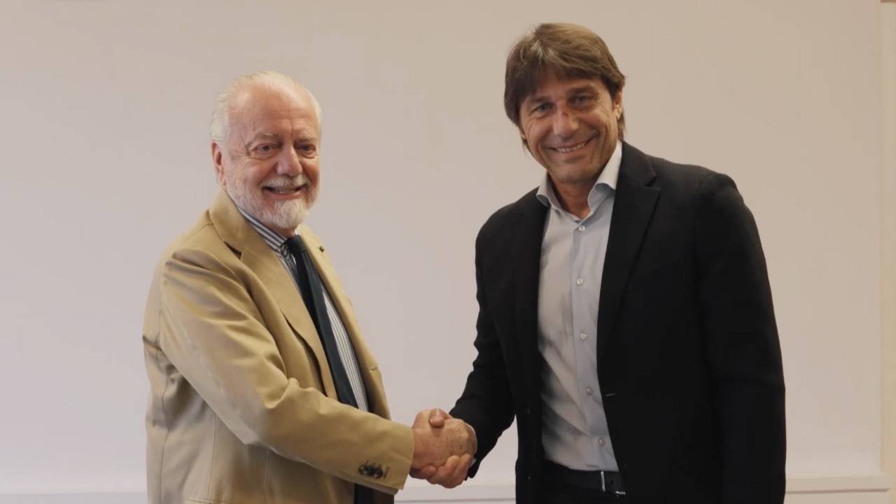 Gazzetta dello Sport: "Napoli-Conte. Champions al top e altri acquisti per andare avanti"