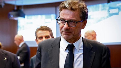 Giorgetti: “Le banche ci aiuteranno nella manovra. L’attuazione del rapporto Draghi? Serviranno capitali privati”