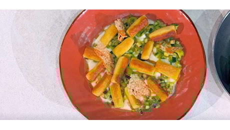 Gnocchi arrostiti con zucchine in fiore di Fabio Potenzano | É sempre mezzogiorno, 15 aprile 2025