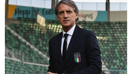 Mancini compie 60 anni: Lasciare la Nazionale scelta sbagliata. Avrei detto sì alla Roma