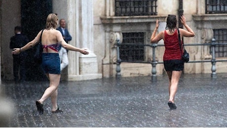 Maltempo in Toscana, prorogata l’allerta gialla a domani, giovedì 17