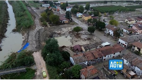 Maltempo in Emilia-Romgana, a Bagnacavallo 800 persone evacuate: il video dal drone