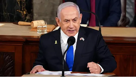 Netanyahu al Congresso Usa: «Con Hamas scontro di civiltà». Pelosi: «Mai sentito discorso peggiore»
