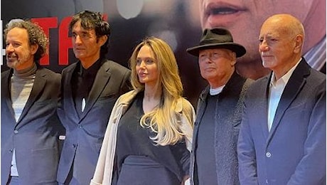 Cinema, Jolie: l’incontro con Baricco e l’urgenza di “Without Blood”