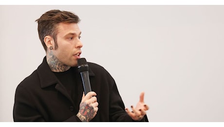 Sanremo, la canzone di Fedez. Fan preoccupati per il suo atteggiamento