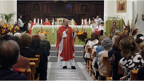 Lamezia, festeggiato in Cattedrale il 40° anniversario di ordinazione sacerdotale di don Giancarlo Leone