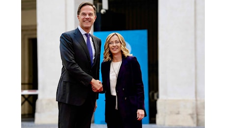 Rutte in Italia per battere cassa. Meloni si è già portata avanti col lavoro