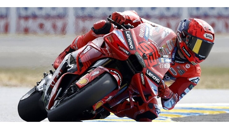Le Mans ha un solo padrone: Marquez spietato, Bagnaia cade! - Tuttosport Le Mans ha un solo padrone: Marquez spietato, Bagnaia cade! - Tuttosport