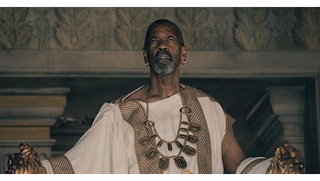 Abbiamo visto Il Gladiatore 2 al cinema, ma com’è? Vi spieghiamo perché nel film di Ridley Scott c'è solo un personaggio credibile, quello di Denzel Washington…