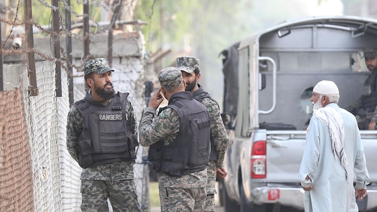 India, notte di scontri con Pakistan lungo confine in Kashmir | Da ieri almeno già 44 civili uccisi - Tgcom24 India, notte di scontri con Pakistan lungo confine in Kashmir | Da ieri almeno già 44 civili uccisi - Tgcom24