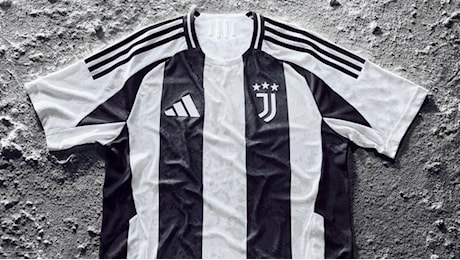Juve, la nuova maglia: ambientazione lunare, strisce larghe, niente sponsor (per ora) e Yildiz testimonial