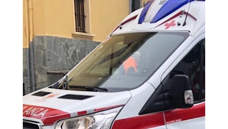 Malore in piscina, morto un 64enne a Busto Arsizio