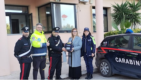 Monteparano, rubano defibrillatore. Trovato in tempo record da carabinieri e polizia locale