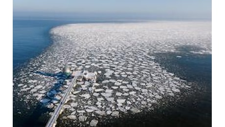 Mar Baltico, danneggiati due cavi dati sottomarini. L'allarme: 'E' guerra ibrida'