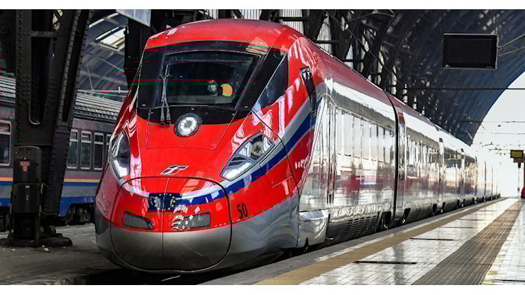 Treni scontati del 40% per raggiungere Roma: l’offerta Trenitalia per l’ultimo saluto a Papa Francesco - Il Fatto Quotidiano