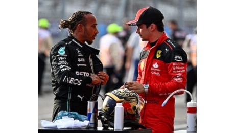 Hamilton: Quando in Mercedes hanno scoperto della Ferrari, li ho portati al paintall. Mi hanno massacrato