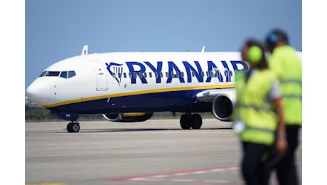 Costi extra “ingannevoli” per il check in con Ryanair: arrivano i rimborsi per i viaggiatori