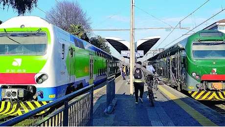 Sciopero dei trasporti e manutenzioni sulla linea dei treni: venerdì si annuncia una giornata nera per i pendolari