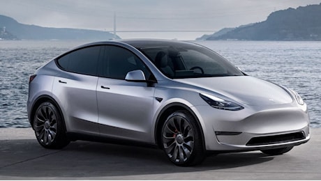 Tesla Model Y a sette posti con un sovrapprezzo di 2.500 euro