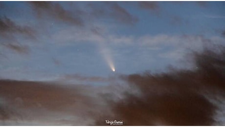 L’ho vista finalmente riemergere fra le luci del tramonto, la cometa Tsuchinshan Atlas