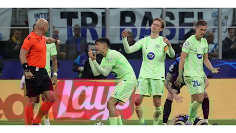 “L’Uefa indaghi! Tutto a favore dell’Inter”: Pedri e Flick, il Barça sbotta