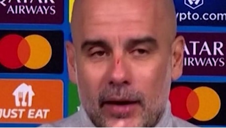 Guardiola, i tagli in viso dopo la partita: “Me li sono fatti con le unghie. Voglio farmi del male