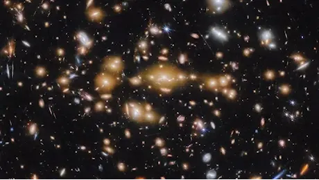 Il telescopio Webb vede 5 antichissime gemme cosmiche - Scienza e Tecnologia