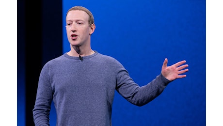 Zuckerberg è il secondo uomo più ricco al mondo, superato Bezos