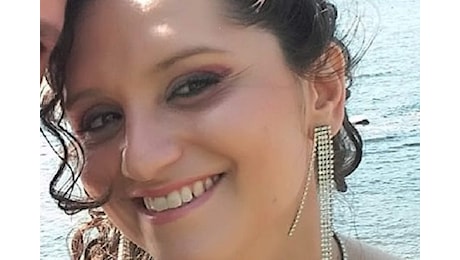 Chi è Valeria Vertaglio, morta nell'incidente stradale in via Marina mentre portava i figli a scuola