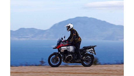 Prova BMW R 1300 GS Adventure, il nostro TEST: la globe-trotter definitiva? [VIDEO e GALLERY] - Prove