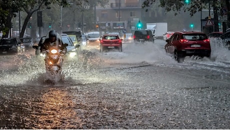 Ottobre inizia col maltempo, in arrivo un'altra perturbazione che porta giù le temperature