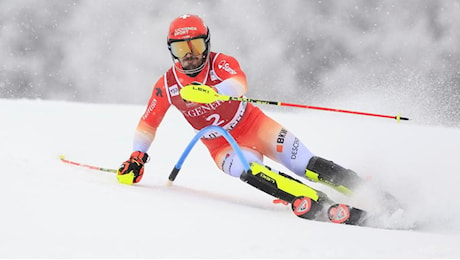 Loïc Meillard rimonta ed è terzo nello slalom di Val d’Isère