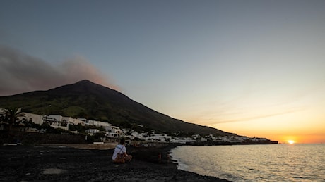 Stromboli, scatta la mobilitazione straordinaria per il vulcano. Il decreto della protezione civile