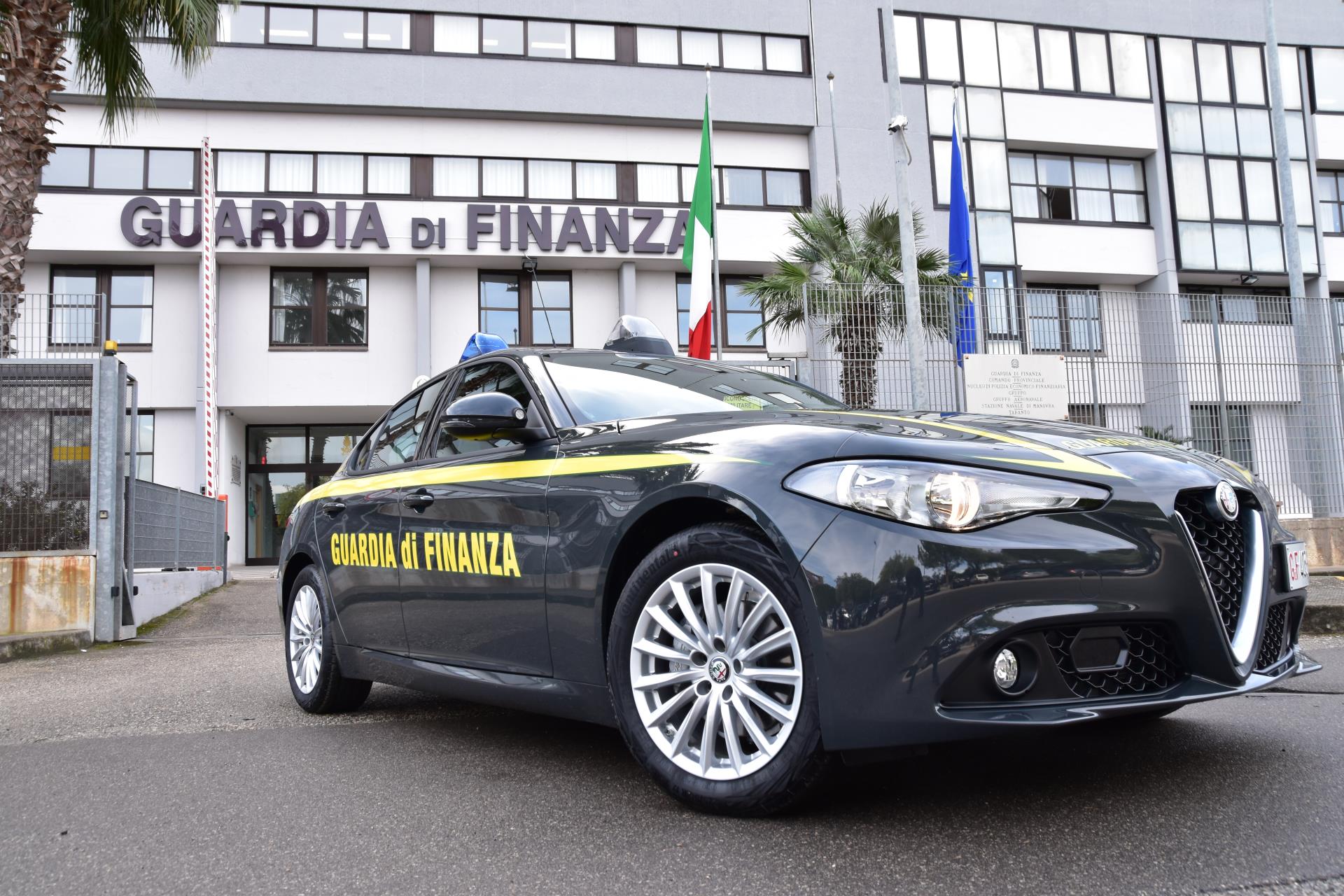 Operazione Anti-Droga a Taranto: 21 Arresti e Sequestri di Sostanze Stupefacenti