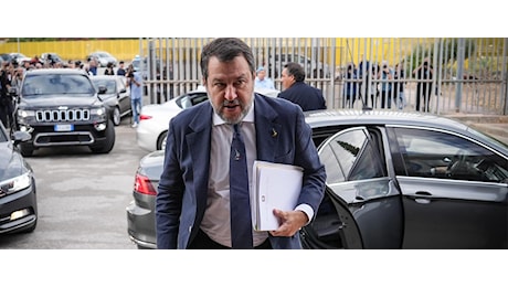 Open arms, Bongiorno: Salvini va assolto, pagine nere dalla Ong. A Palermo anche Giorgetti