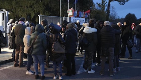 Così sarà un bagno di sangue. Rabbia e dolore tra i lavoratori. Oggi tutti in piazza del Campo