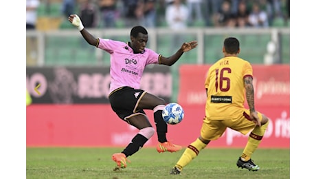 &#55356;� Salvataggio di tacco FOLLE sulla linea: la prodezza di Gomes del Palermo è 🤯