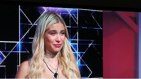 Ha violato la privacy della figlia: Clizia Incorvaia rinviata a giudizio dopo la denuncia di Francesco Sarcina