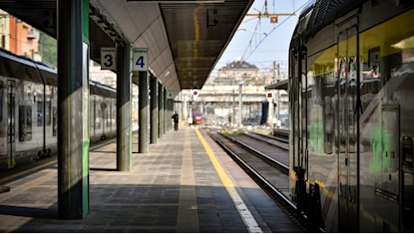 Aggredita e violentata in stazione all'alba: salvata dalla polizia ferroviaria