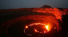 Laghi di lava svelano i segreti della luna più calda di Giove