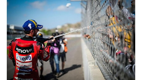 Ok, ma Pecco Bagnaia può davvero essere soddisfatto del terzo posto a Mandalika? Lui dice: Ero in un gabbia di matti, che macello al via...