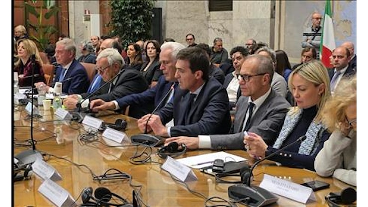 Firmato l’accordo quadro, è salvo lo stabilimento Beko di Comunanza - Cronache Picene Firmato l’accordo quadro, è salvo lo stabilimento Beko di Comunanza - Cronache Picene