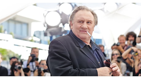 Inizia il primo processo a Gérard Depardieu per aggressione sessuale: l’accusa di due donne