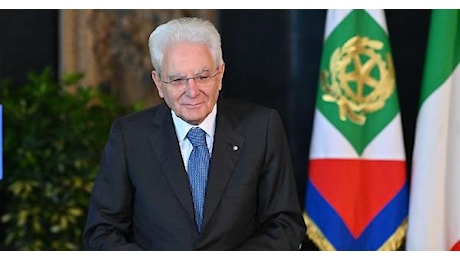 Visita a sorpresa di Mattarella a Caivano, messa nel Parco Verde